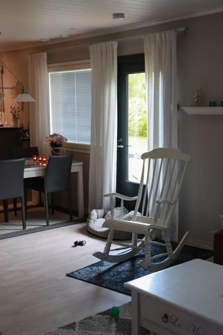 Cosy, Homely House With A Large Courtyard Saarenkylä Buitenkant foto